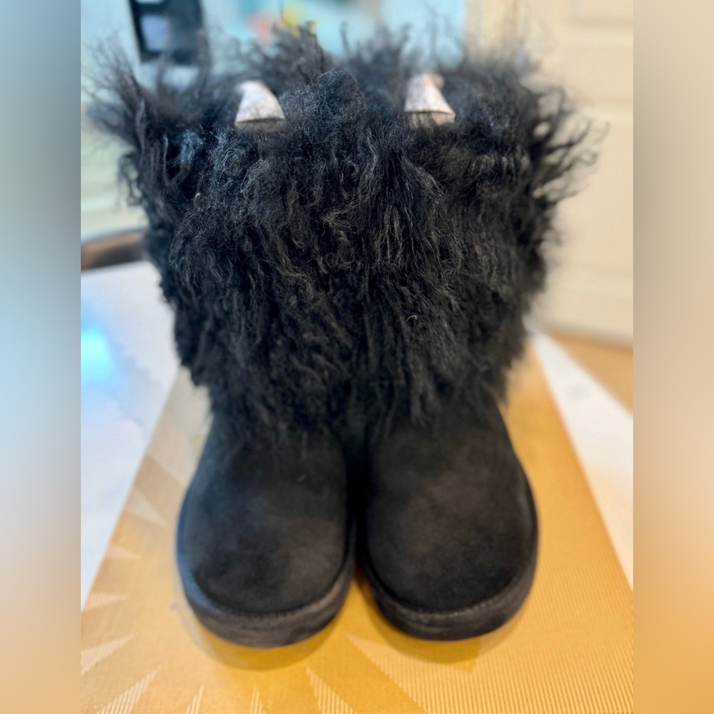 UGG Lida Mongolian Black Suede Shearling Fur Cuff Classic Boot Size US 7